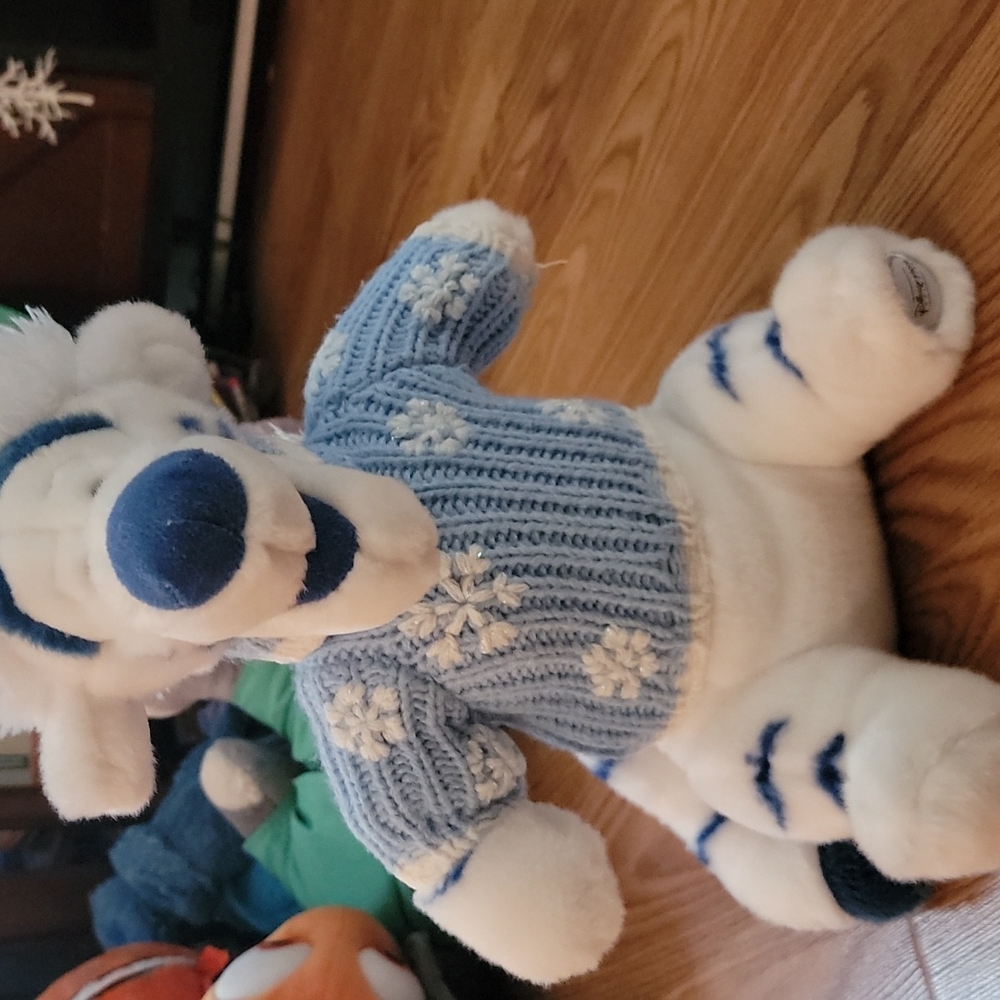 COPY - Disney Winter Tigger